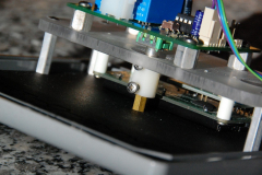 Knob coupler.