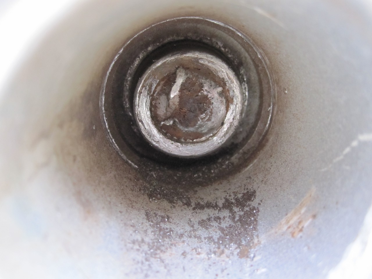 Sheared Security Lug Bolt ← Tangent Audio